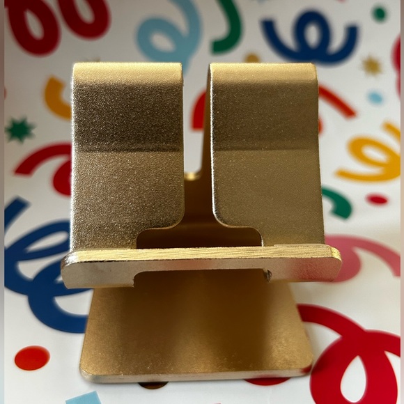 Metal Cellphone Holder - Picture 2 of 5